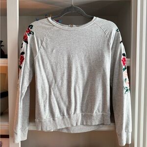 A NEW DAY | rose embroidered sweatshirt